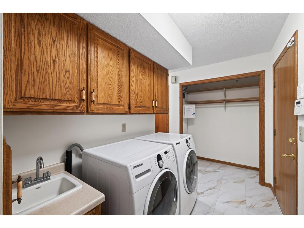 9000 Ashley Terrace Brooklyn Park MN 55443 7090613 image42