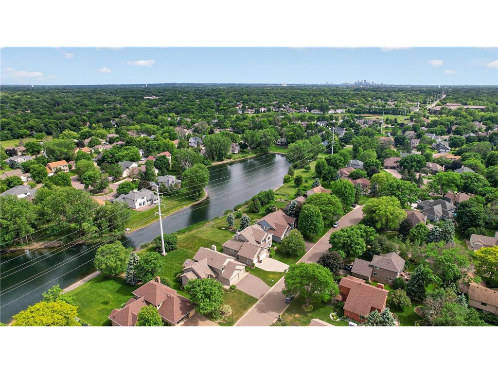 9000 Ashley Terrace Brooklyn Park MN 55443 7090613 image49