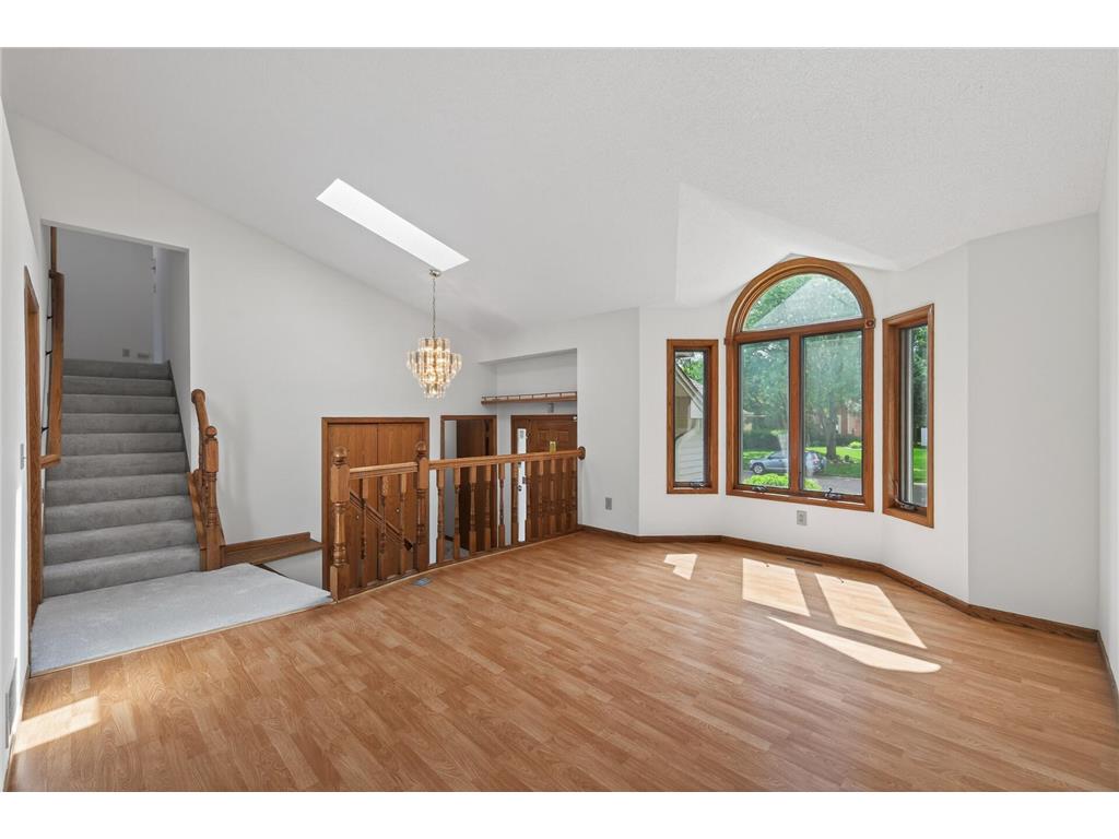 9000 Ashley Terrace Brooklyn Park MN 55443 7090613 image8