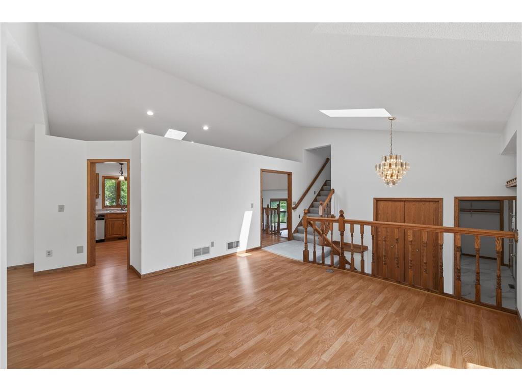 9000 Ashley Terrace Brooklyn Park MN 55443 7090613 image9