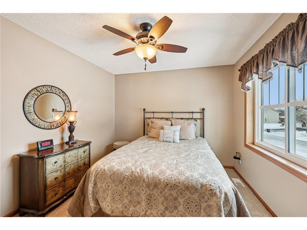 9000 Parkside Drive Woodbury MN 55125 6823100 image21