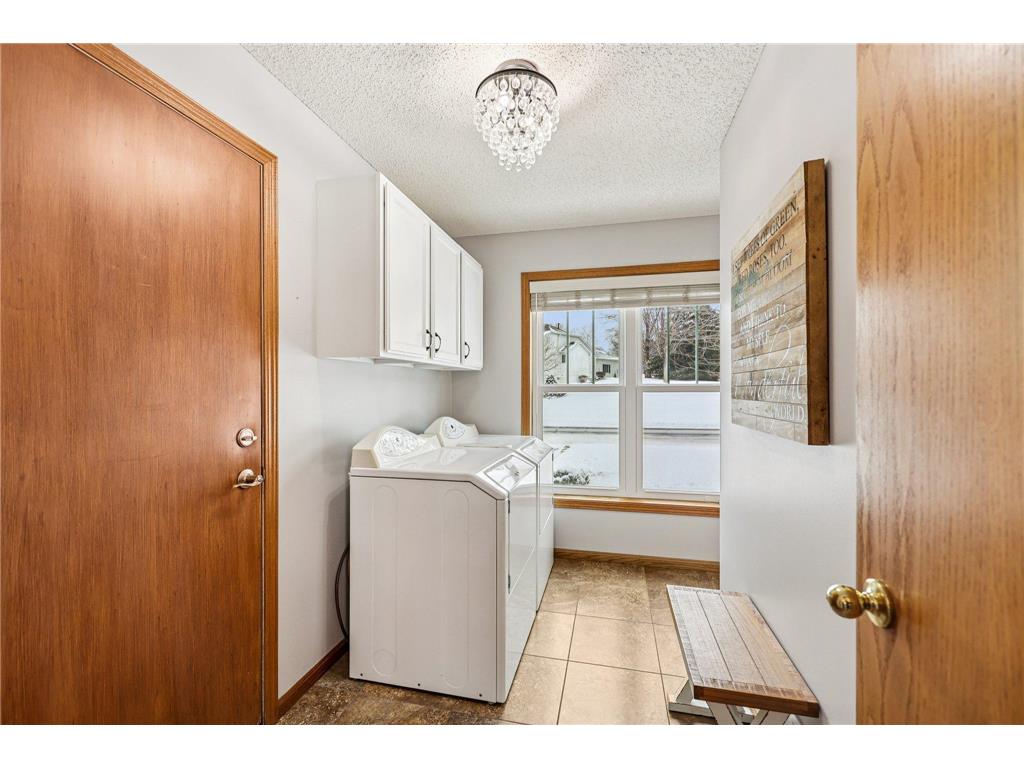 9000 Parkside Drive Woodbury MN 55125 6823100 image30