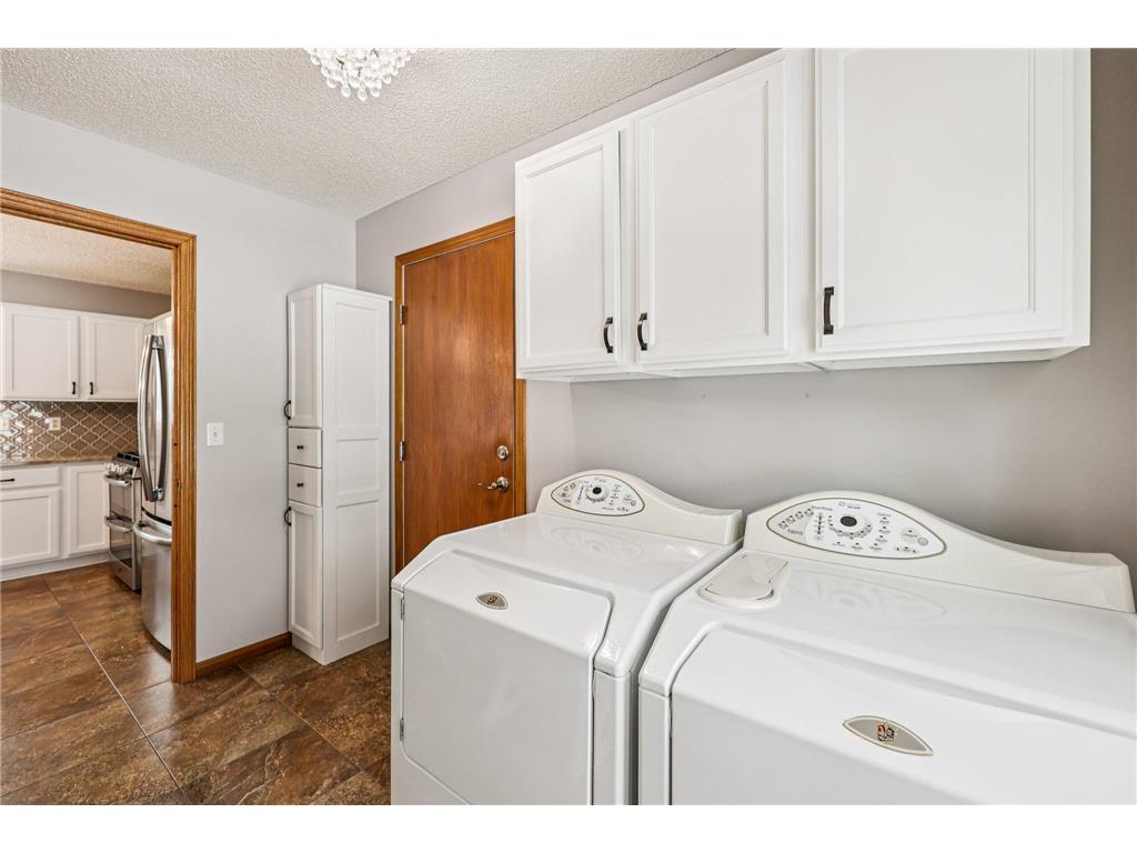 9000 Parkside Drive Woodbury MN 55125 6823100 image31