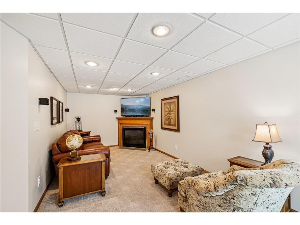 9000 Parkside Drive Woodbury MN 55125 6823100 image37