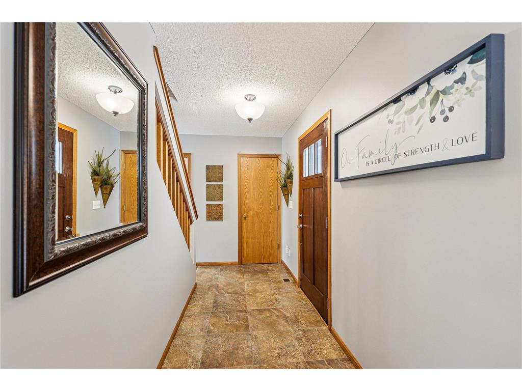 9000 Parkside Drive Woodbury MN 55125 6823100 image6