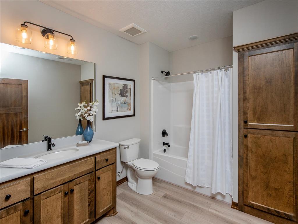 9001 62nd Street S Cottage Grove MN 55016 6695560 image26