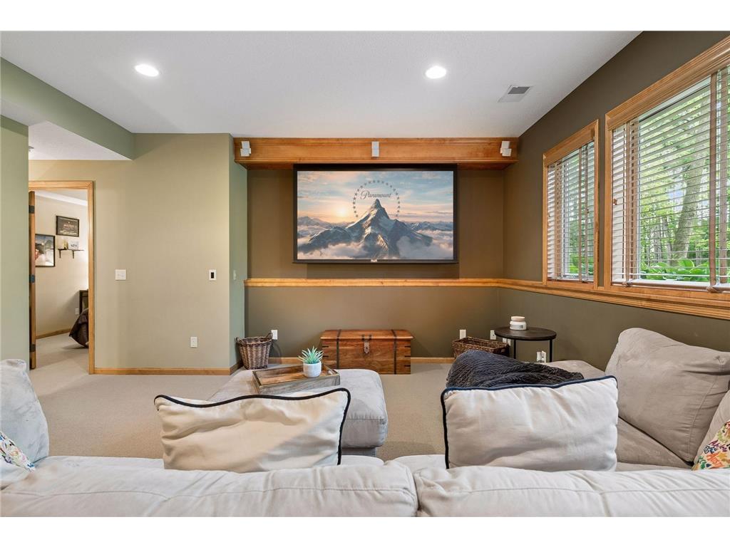 9001 Springwood Drive Woodbury MN 55125 7072801 image32