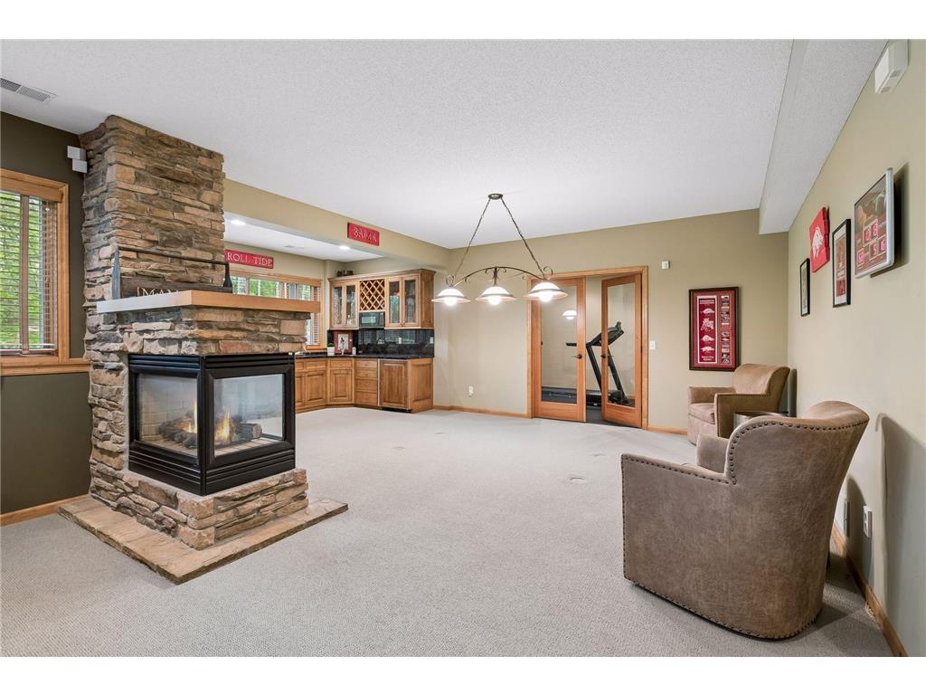 9001 Springwood Drive Woodbury MN 55125 7072801 image34