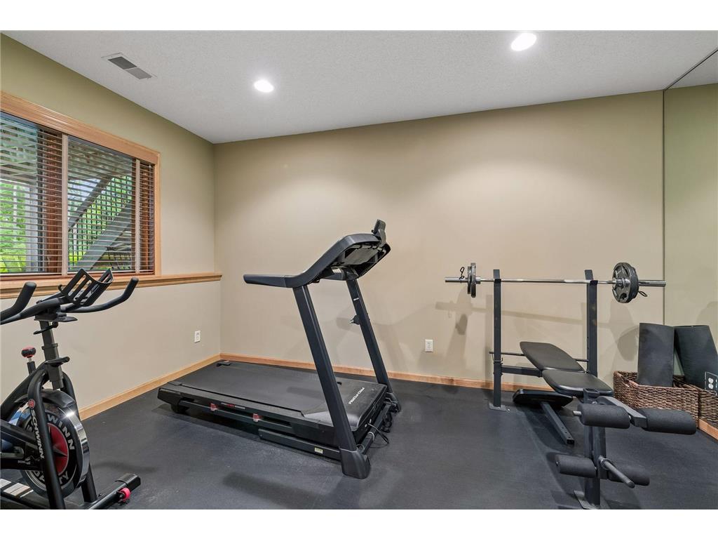 9001 Springwood Drive Woodbury MN 55125 7072801 image37