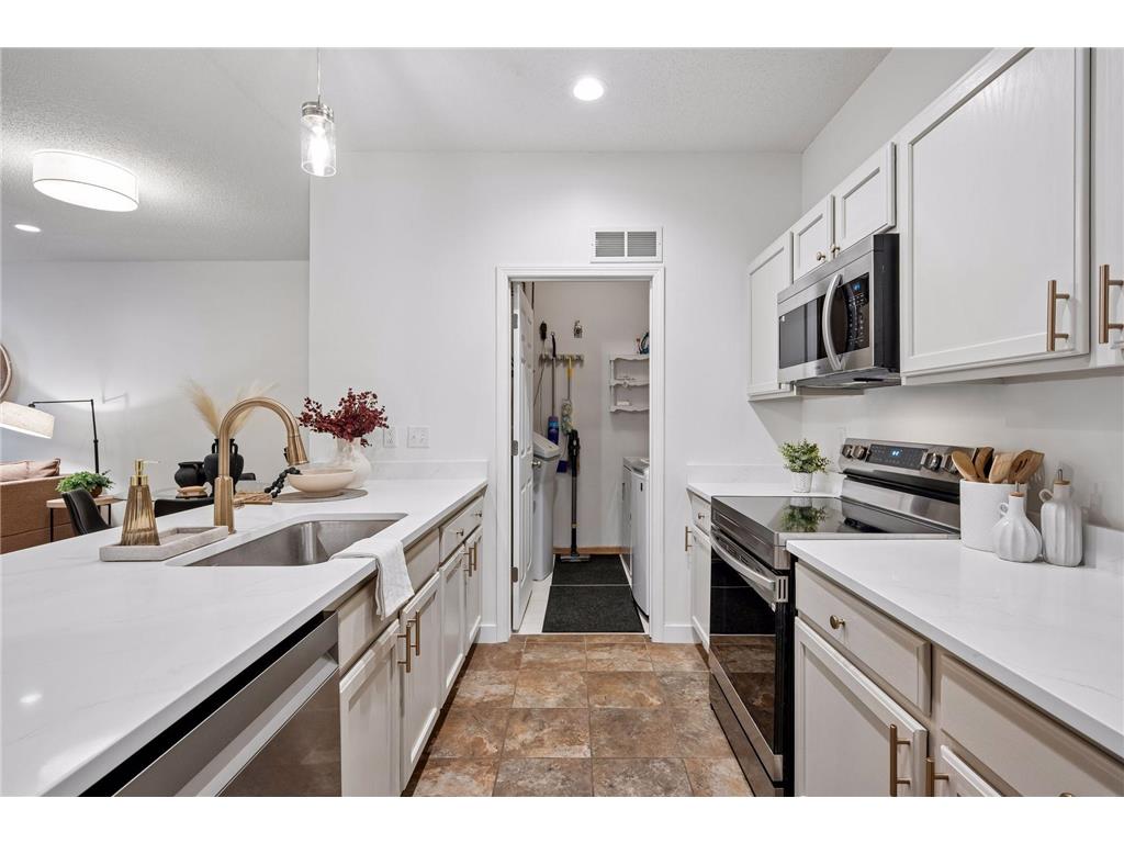 9004 Sawgrass Glen Maple Grove MN 55311 7079525 image13