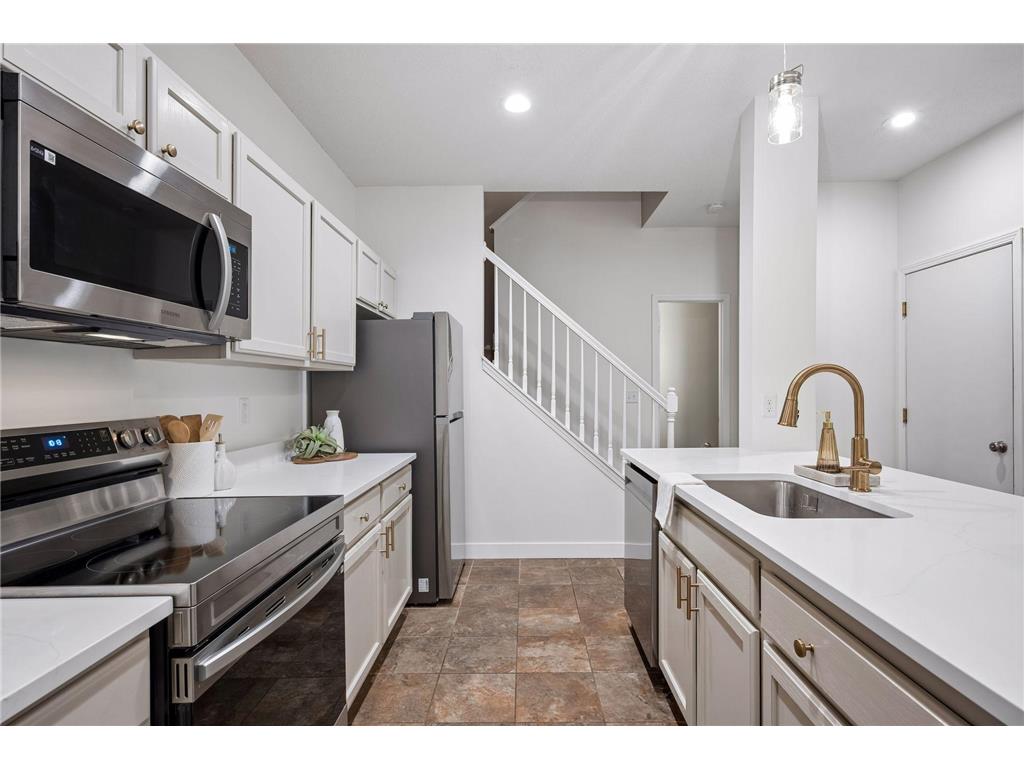 9004 Sawgrass Glen Maple Grove MN 55311 7079525 image14
