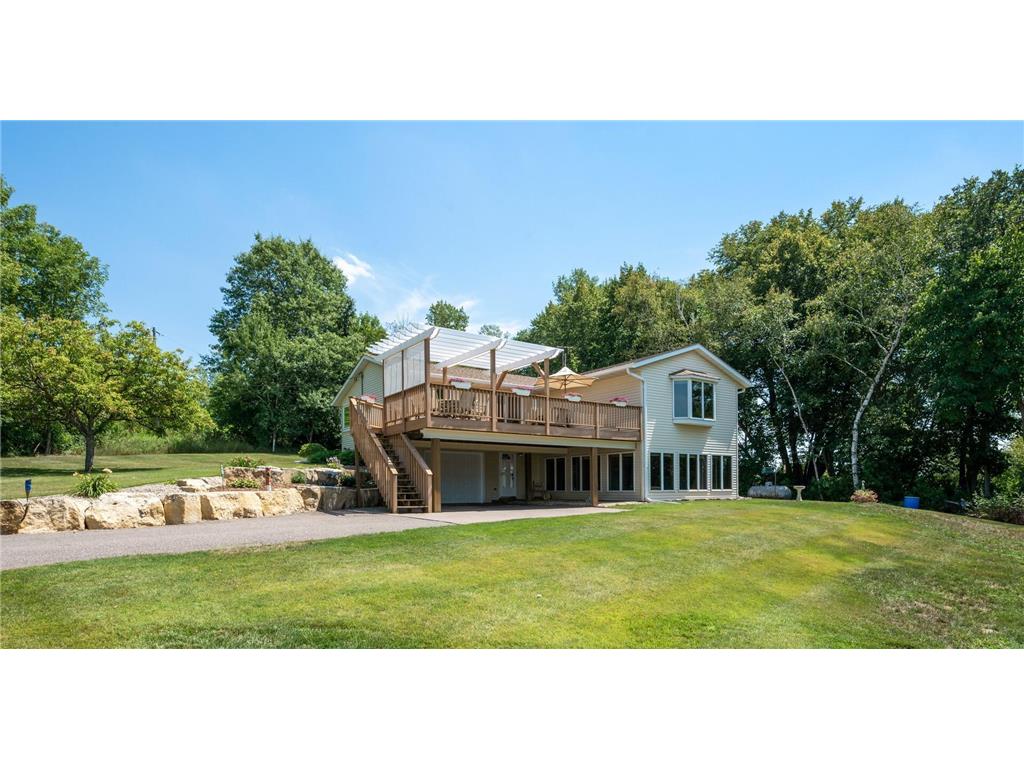 9006 Highway 95 NE, North Branch Twp, MN, 55056 MLS 6408496 Edina