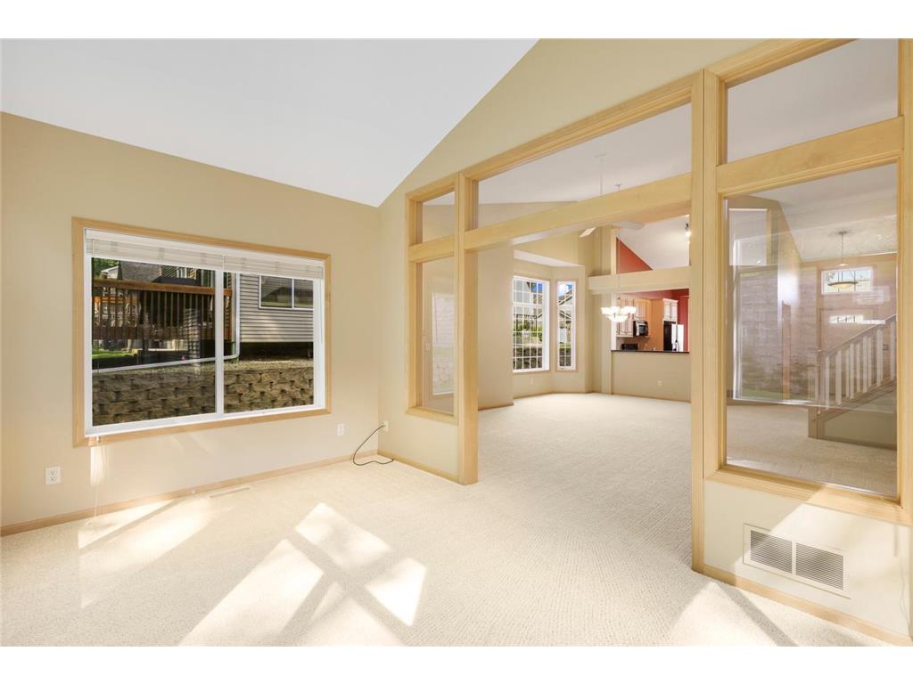 9007 Meadow Place Savage MN 55378 6810939 image10