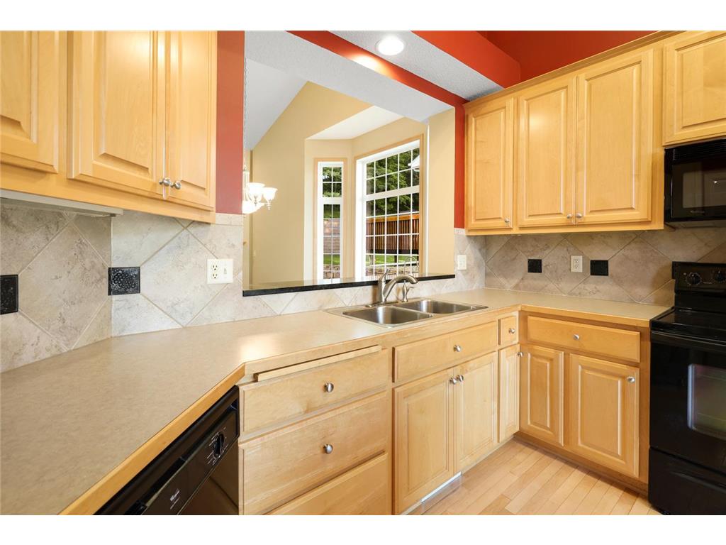 9007 Meadow Place Savage MN 55378 6810939 image14