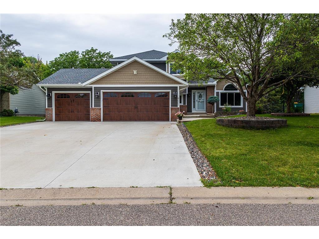 9007 Regent Parkway Brooklyn Park MN 55443 6570944 image1