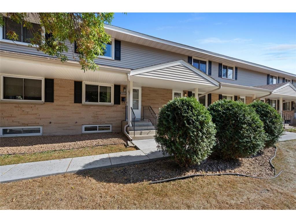 9009 18th Avenue S Bloomington MN 55425 6615664 image1