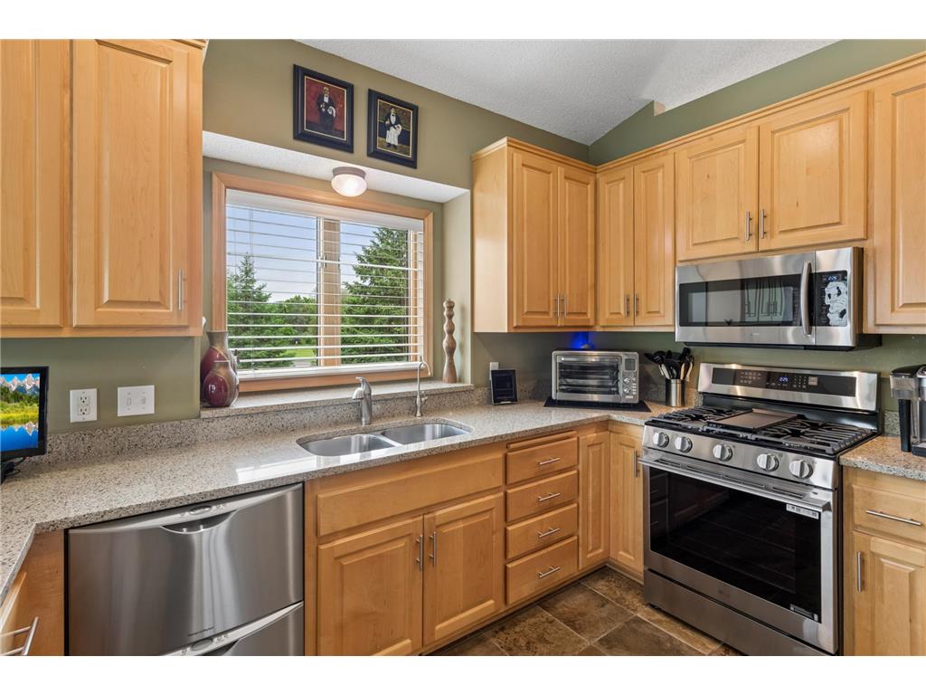 9009 Sutton Drive Eden Prairie MN 55347 7066773 image12