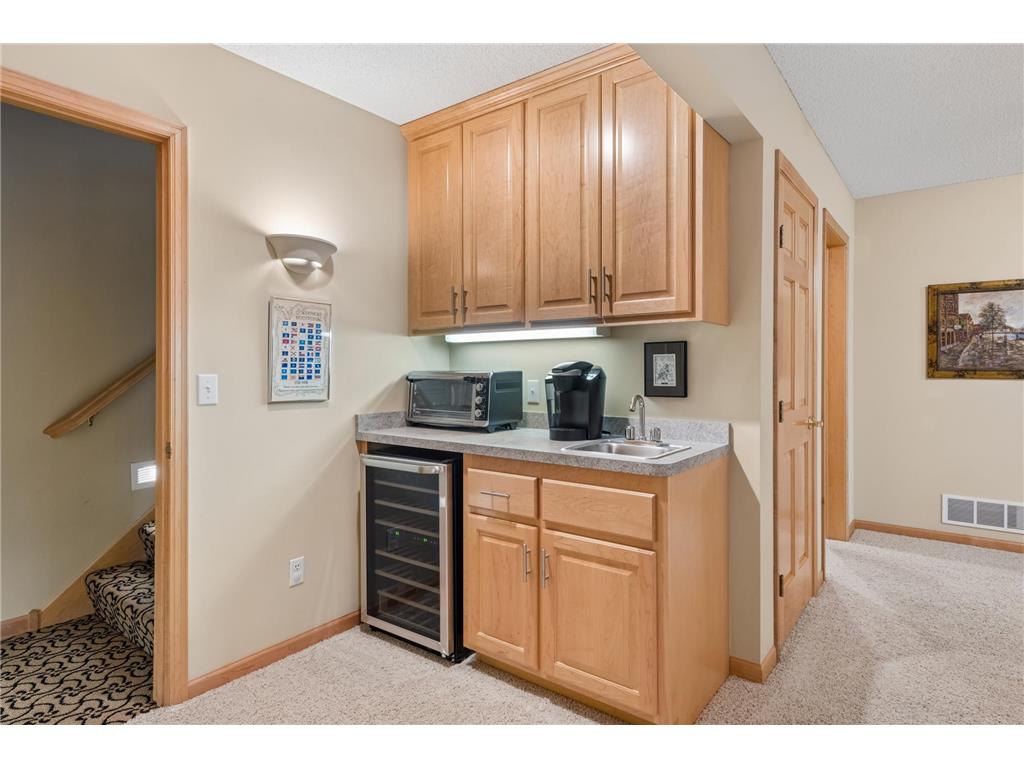 9009 Sutton Drive Eden Prairie MN 55347 7066773 image35