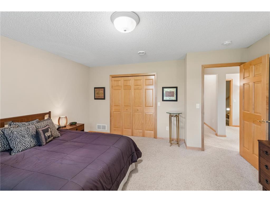 9009 Sutton Drive Eden Prairie MN 55347 7066773 image37