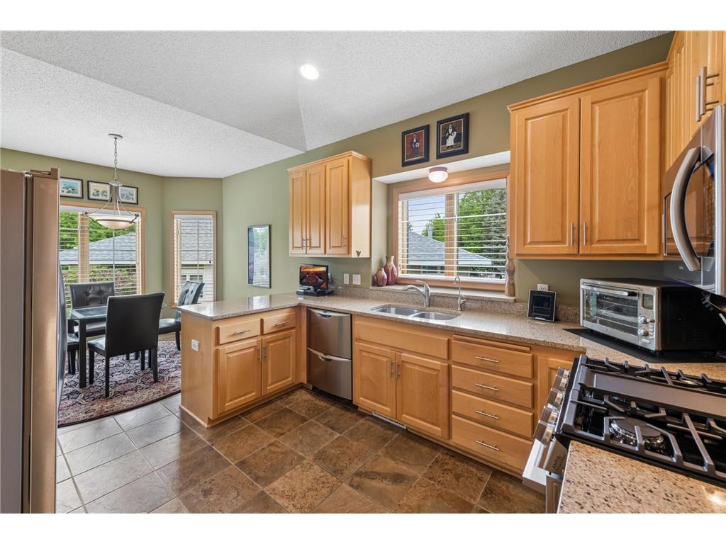 9009 Sutton Drive Eden Prairie MN 55347 7066773 image7