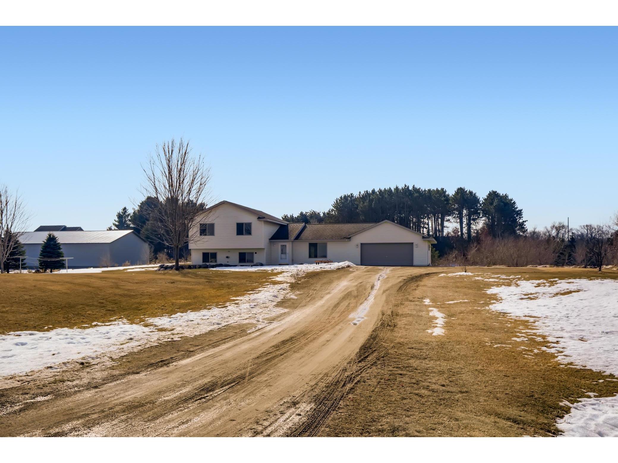 901 162nd Avenue, New Richmond, WI 54017 MLS 5721732 Edina Realty