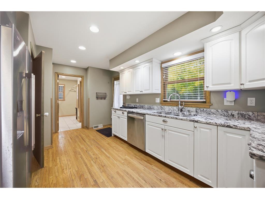 901 17th Street SW Willmar MN 56201 6821413 image10