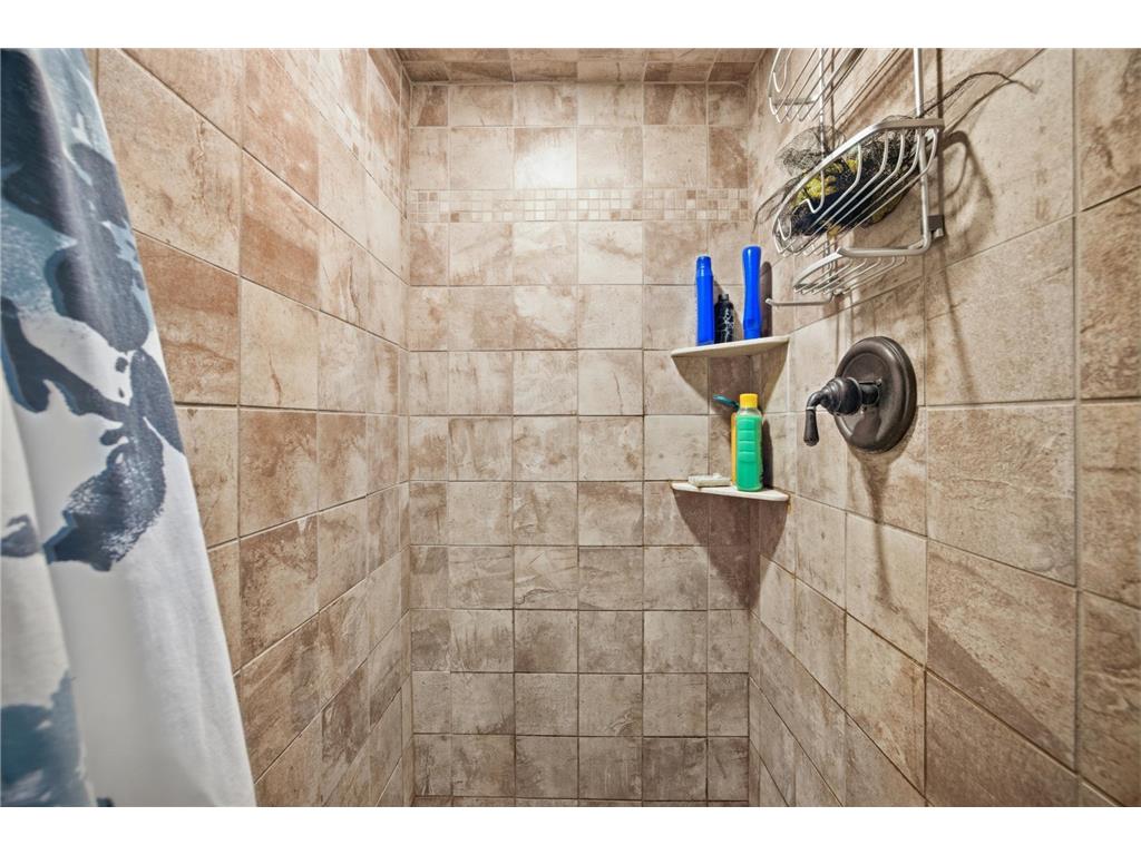 901 17th Street SW Willmar MN 56201 6821413 image22