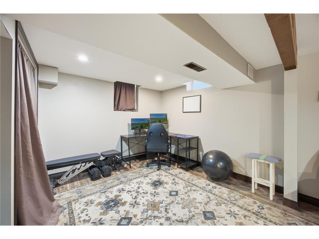 901 17th Street SW Willmar MN 56201 6821413 image24