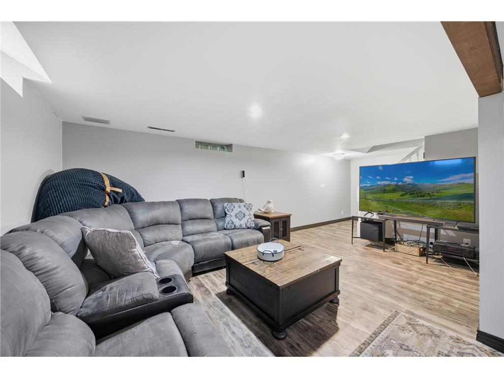 901 17th Street SW Willmar MN 56201 6821413 image25