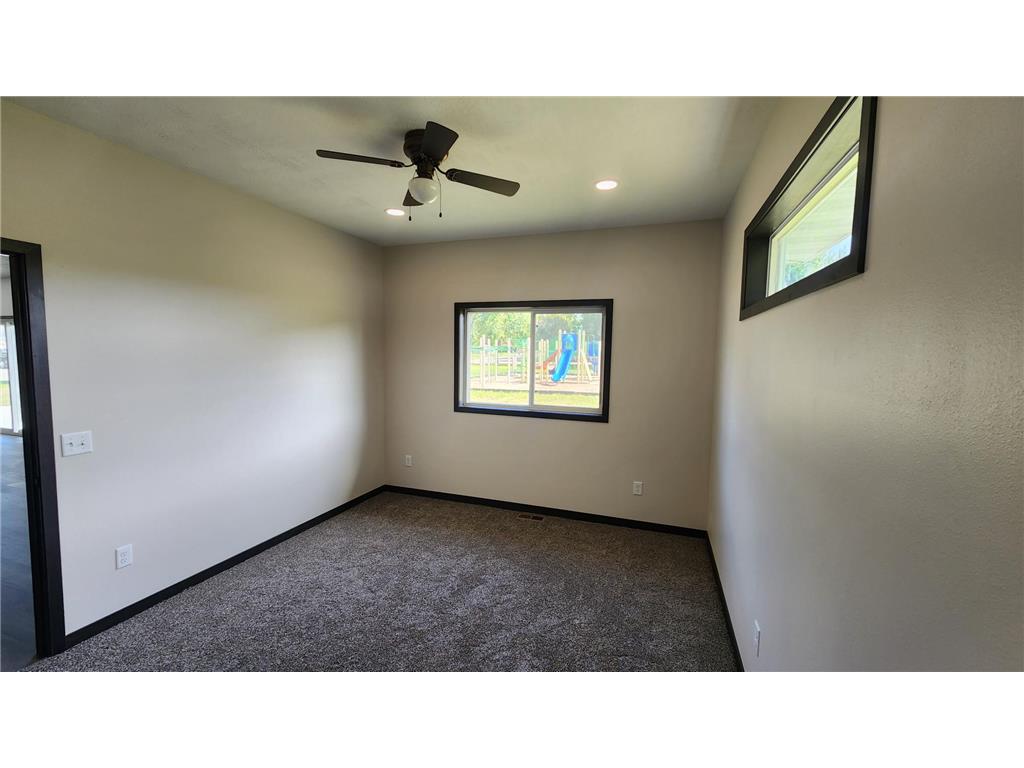 901 7th Ave SW Pipestone MN 56164 7030922 image15