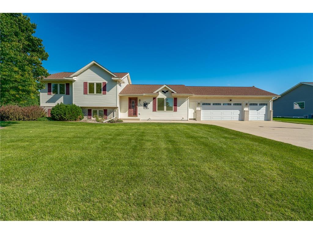 901 9th Avenue SE Waseca MN 56093 6776836 image1