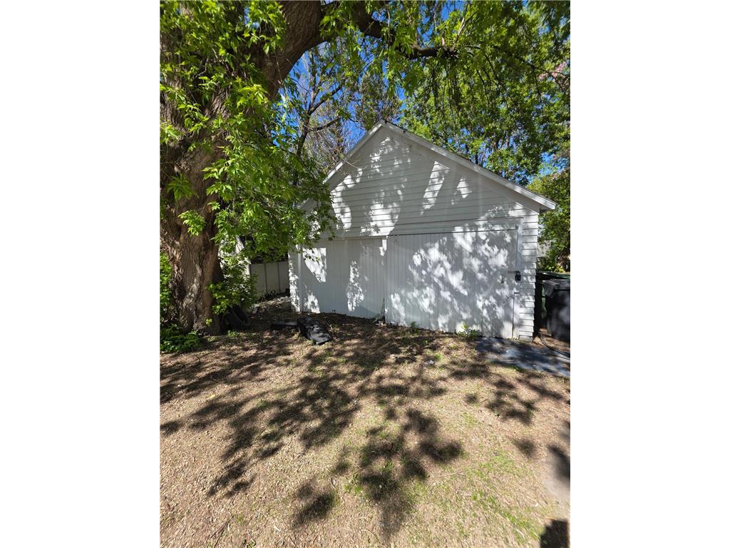 901 Church Avenue Worthington MN 56187 7069795 image3
