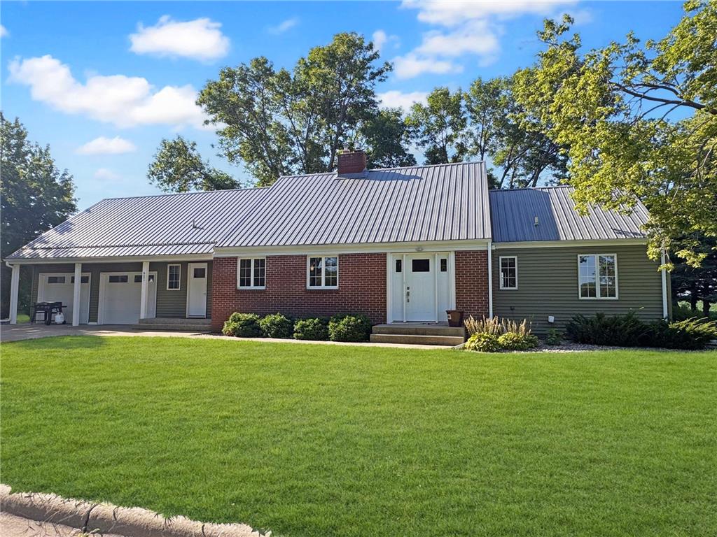 901 Clarke Street Walnut Grove MN 56180 6772691 image1