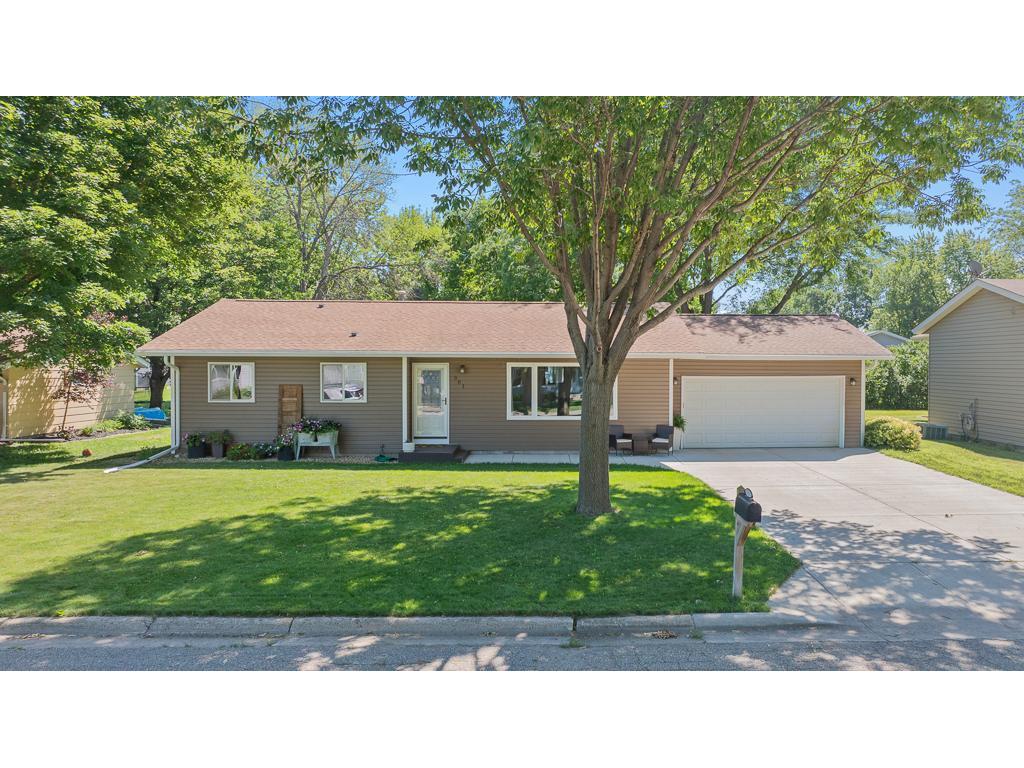 901 Columbine Drive Marshall MN 56258 7110037 image1