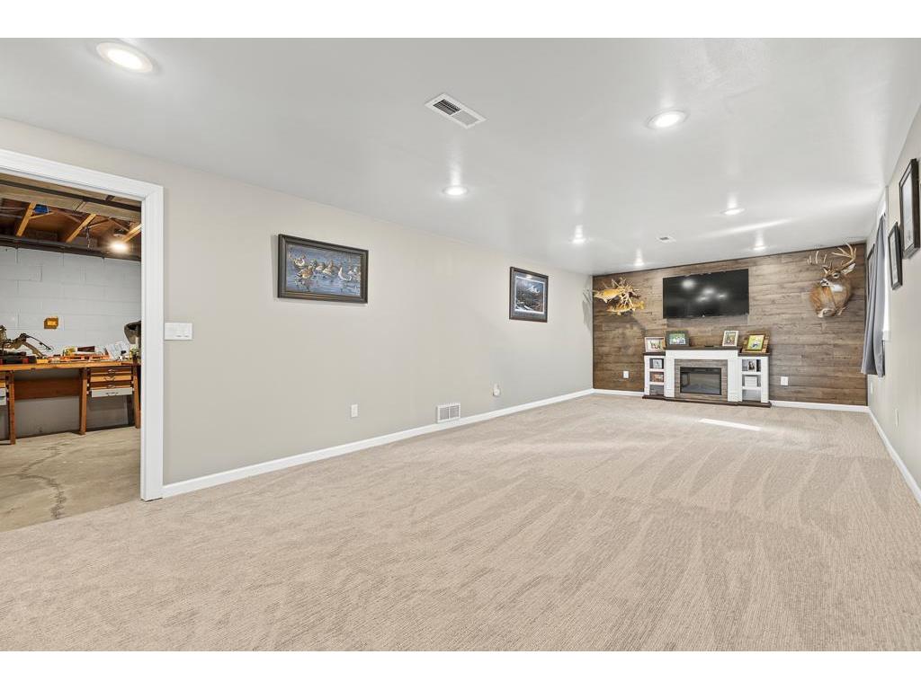 901 Columbine Drive Marshall MN 56258 7110037 image30