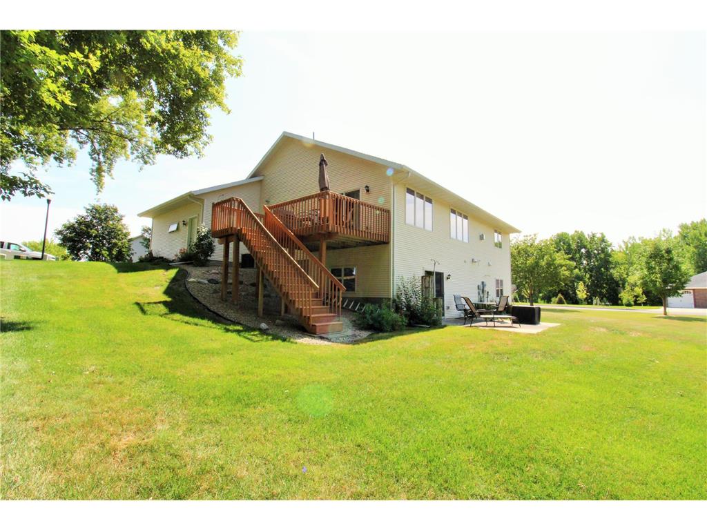 901 Cottonwood Drive NE, Willmar, MN, 56201 MLS 6399466 Edina Realty