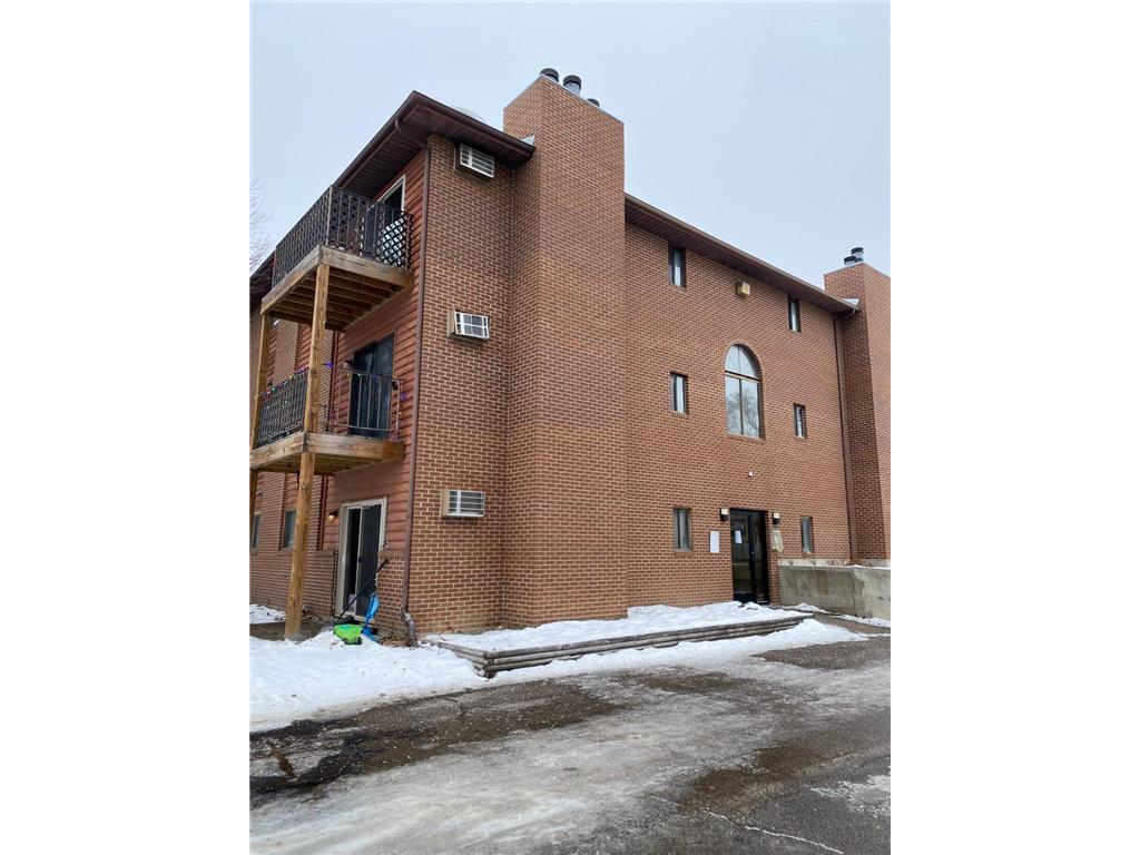 901 Country Club Drive #204 Marshall MN 56258 6802725 image11