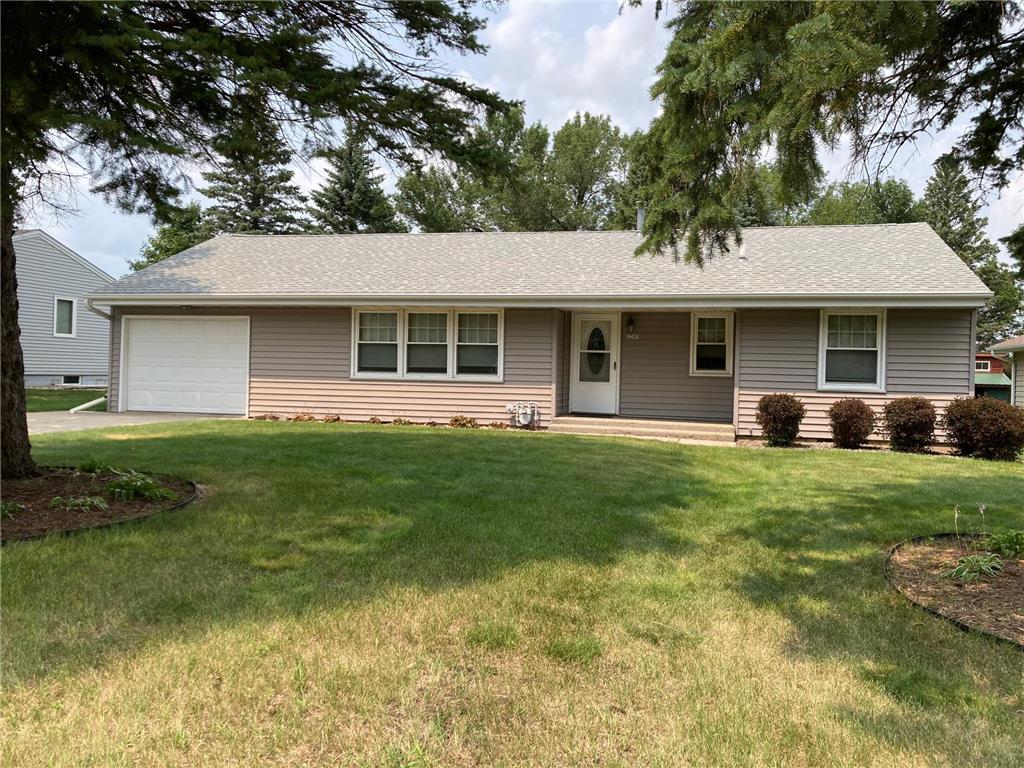 901 Des Moines Drive Windom MN 56101 6573304 image1