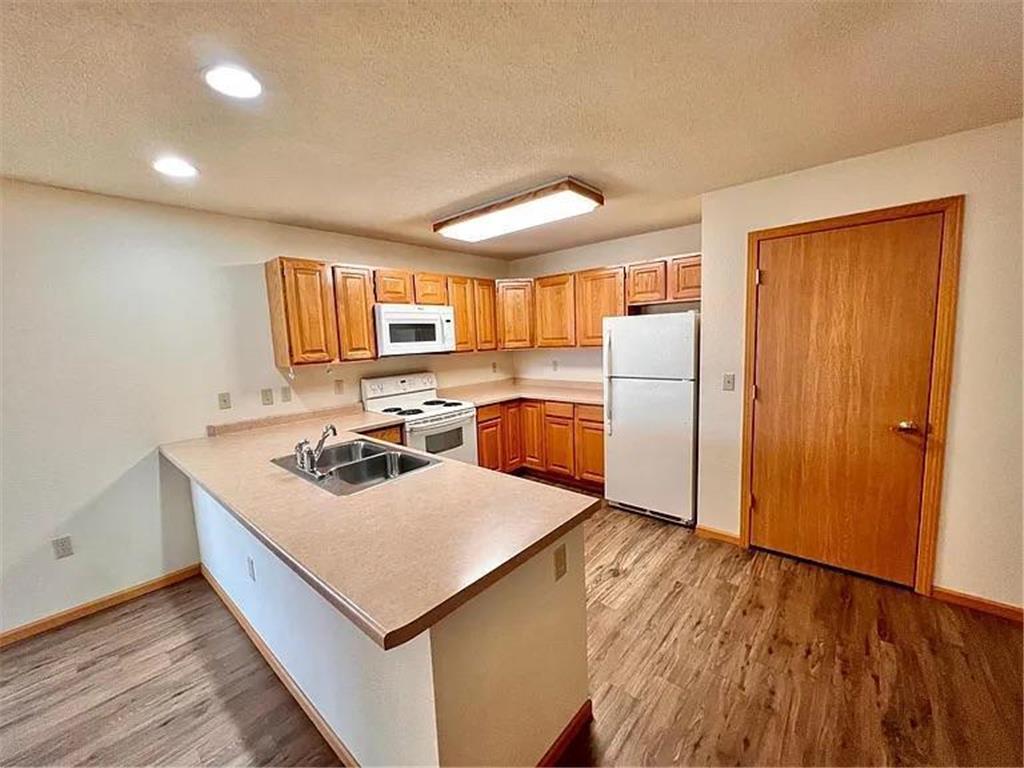 901 Dominion Drive #208 Hudson WI 54016 7040212 image1