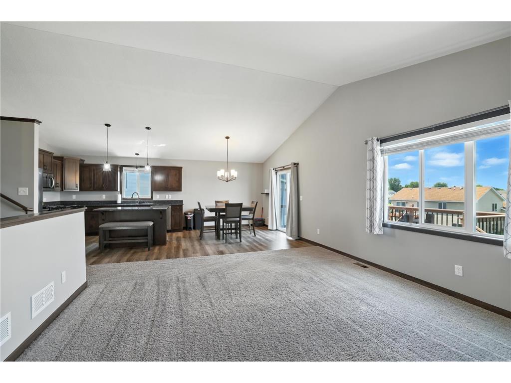 901 Moline Loop NW Isanti MN 55040 6762824 image11