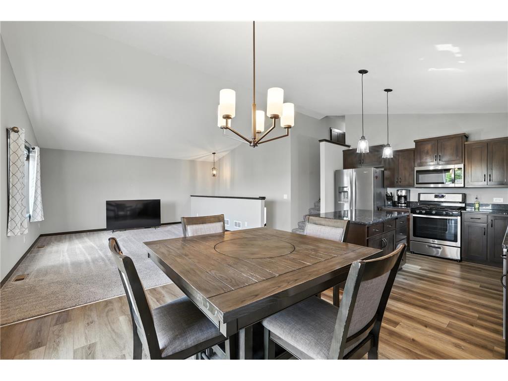 901 Moline Loop NW Isanti MN 55040 6762824 image15