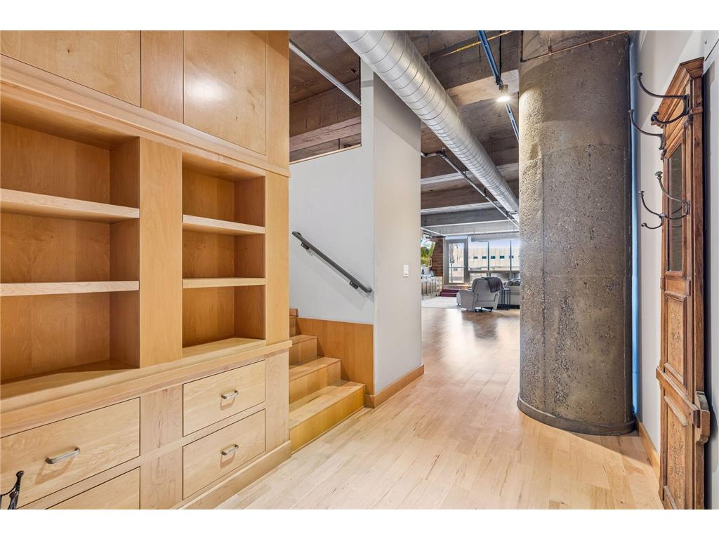 901 N 3rd #414 Minneapolis MN 55401 7072115 image12