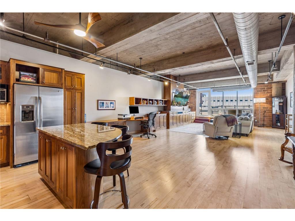 901 N 3rd #414 Minneapolis MN 55401 7072115 image13