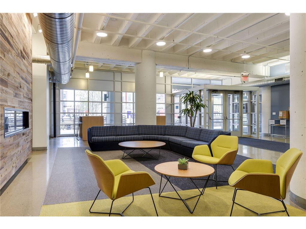 901 N 3rd #414 Minneapolis MN 55401 7072115 image8