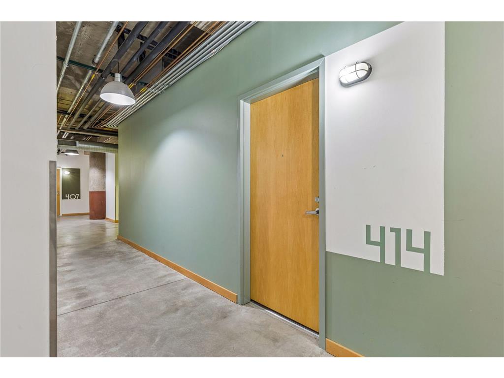 901 N 3rd #414 Minneapolis MN 55401 7072115 image9