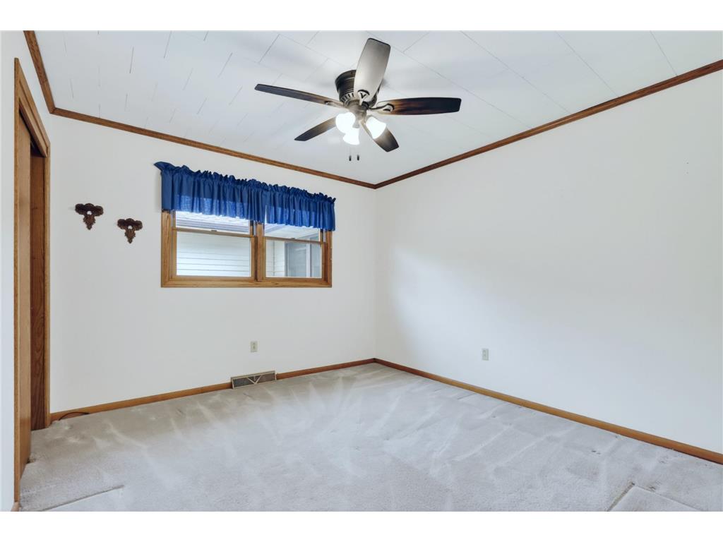 901 NW 9th Street Grand Rapids MN 55744 7058059 image21