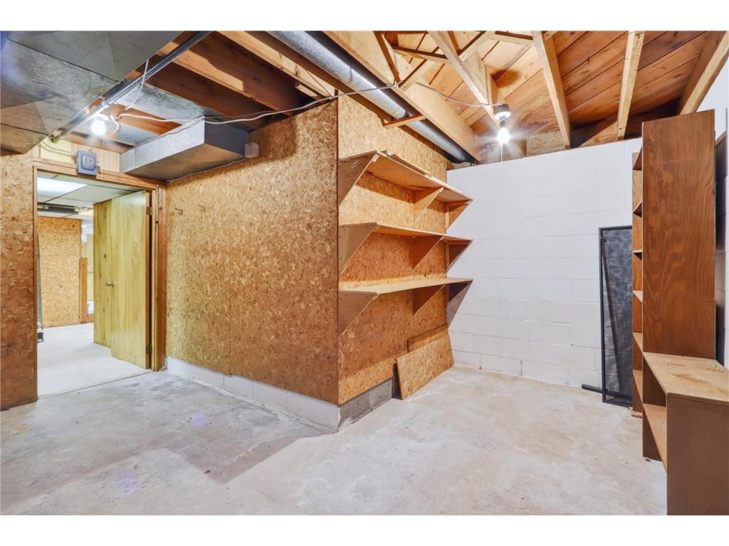 901 NW 9th Street Grand Rapids MN 55744 7058059 image46