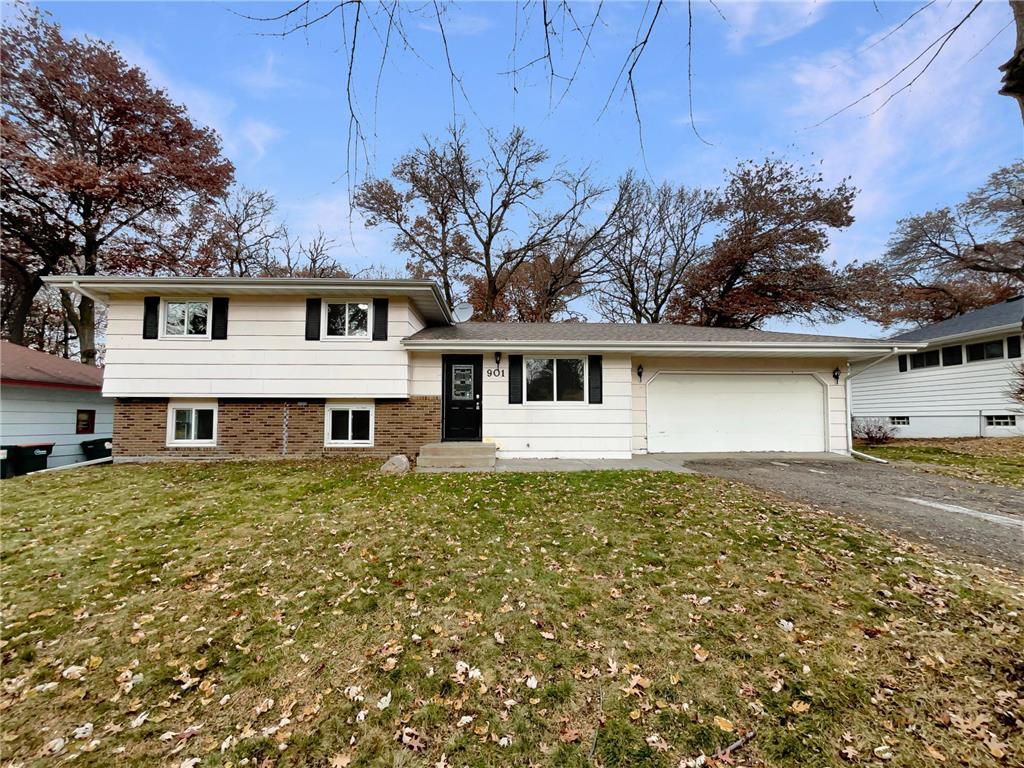 901 Oak Ridge Point NE Blaine MN 55434 6822984 image1