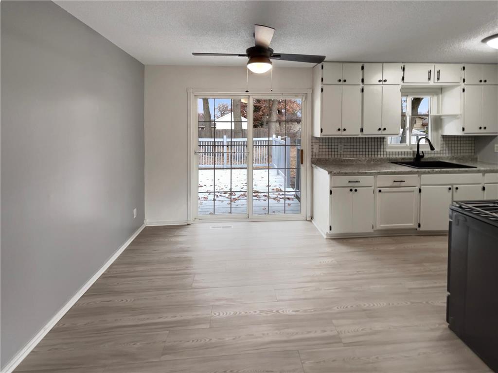 901 Oak Ridge Point NE Blaine MN 55434 6822984 image10