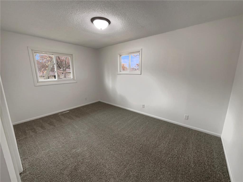 901 Oak Ridge Point NE Blaine MN 55434 6822984 image18